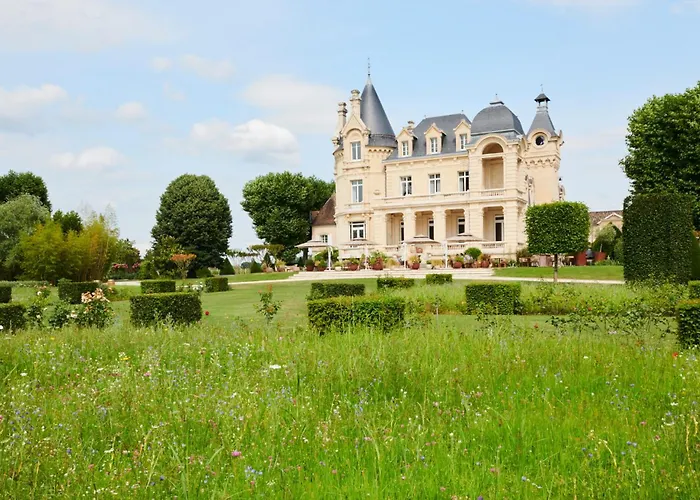 Chateau Hotel Grand Barrail